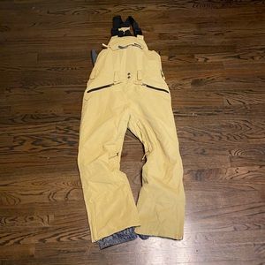 Turbine Whiteroom Bib Ski Pants Kids size M